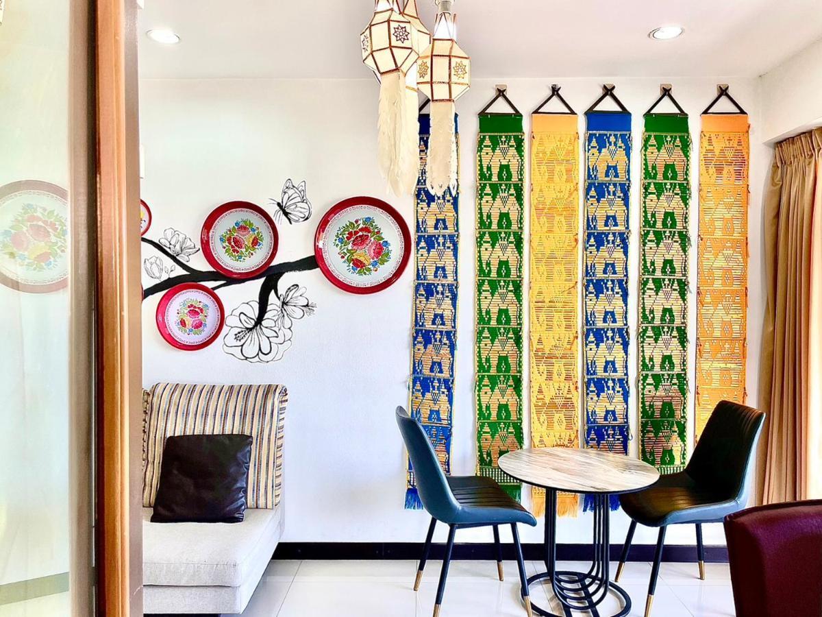 Baan Sabai Rama IV Apartment Bangkok Esterno foto