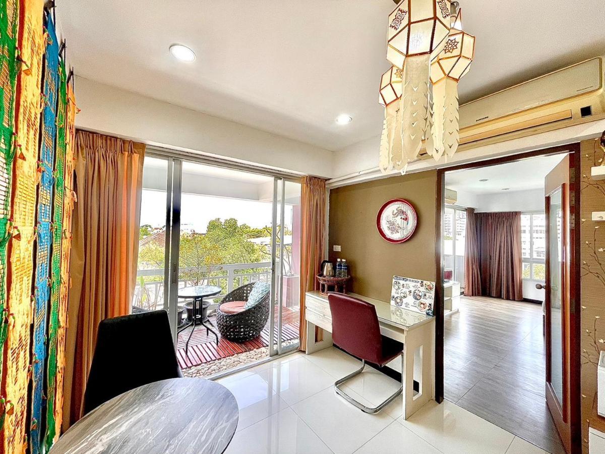 Baan Sabai Rama IV Apartment Bangkok Esterno foto
