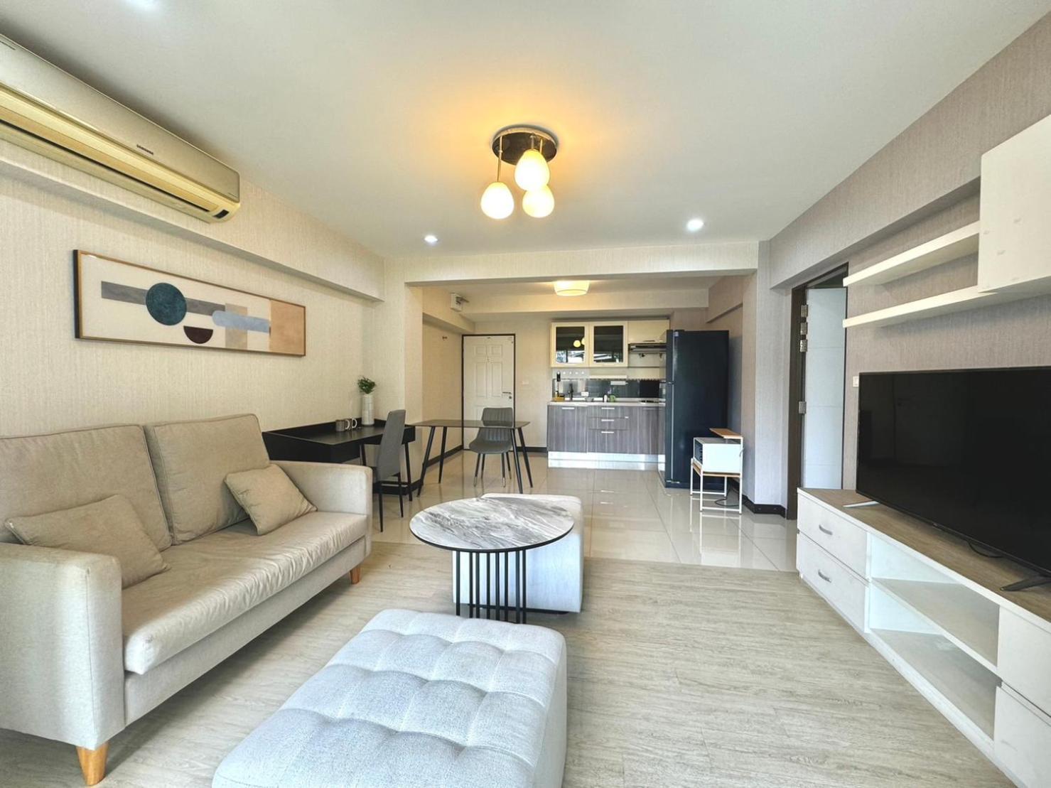 Baan Sabai Rama IV Apartment Bangkok Esterno foto