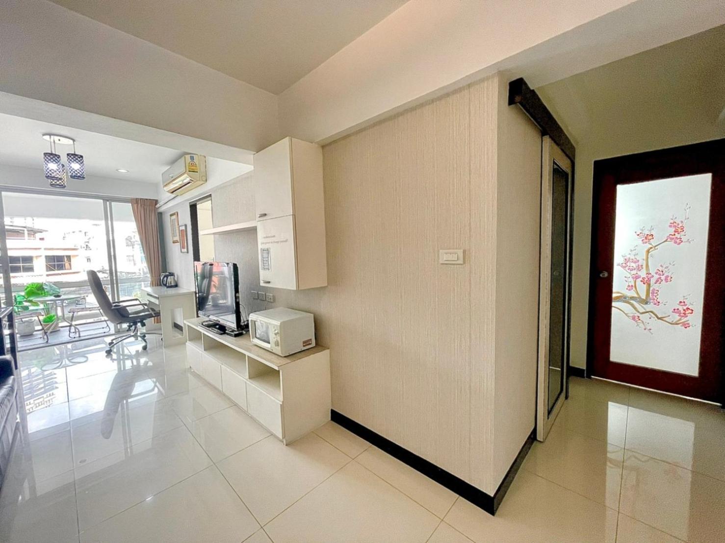 Baan Sabai Rama IV Apartment Bangkok Esterno foto