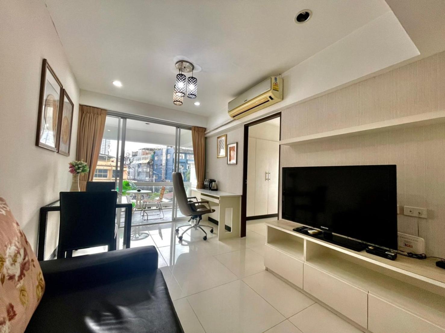 Baan Sabai Rama IV Apartment Bangkok Esterno foto