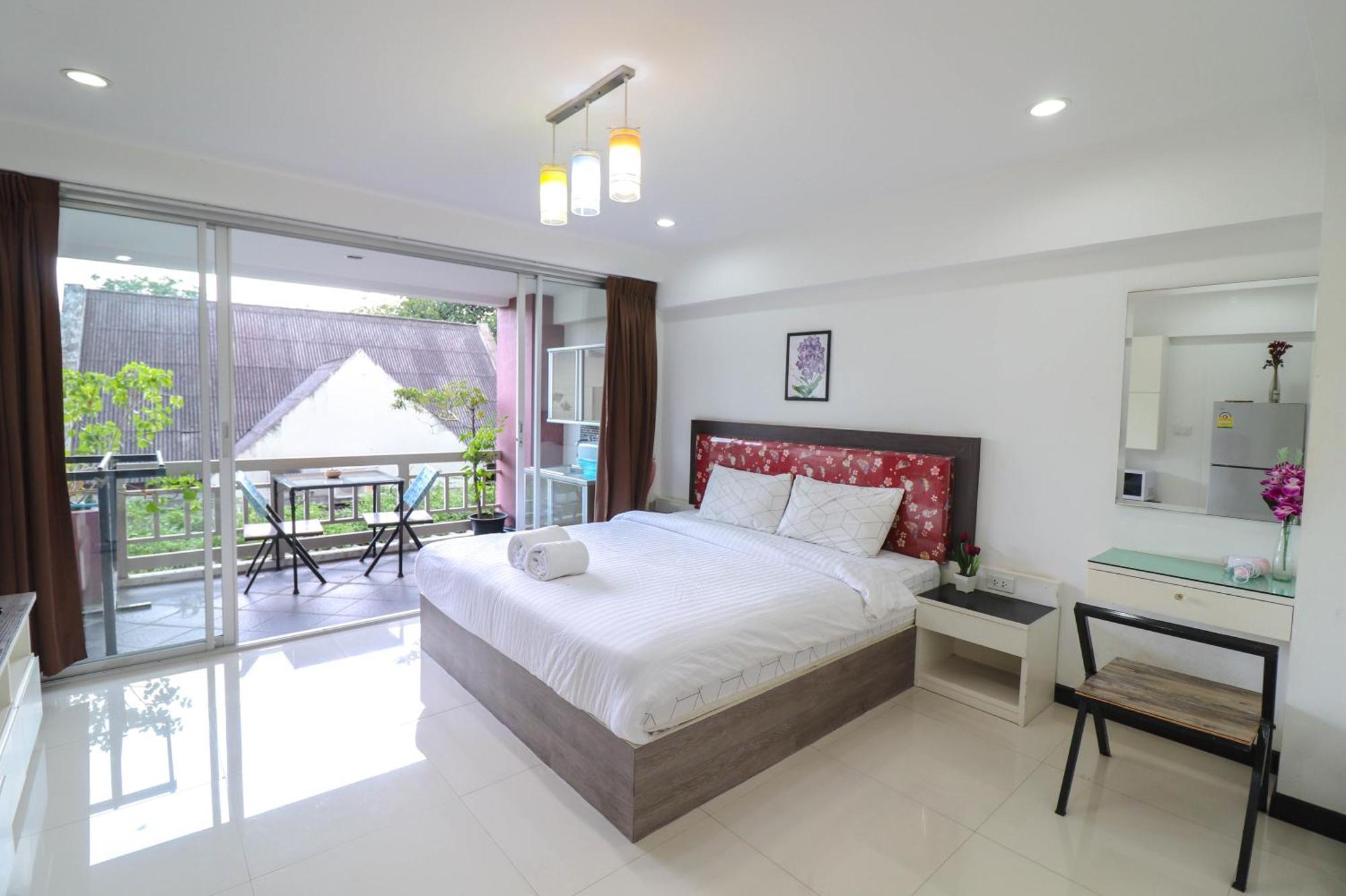 Baan Sabai Rama IV Apartment Bangkok Esterno foto
