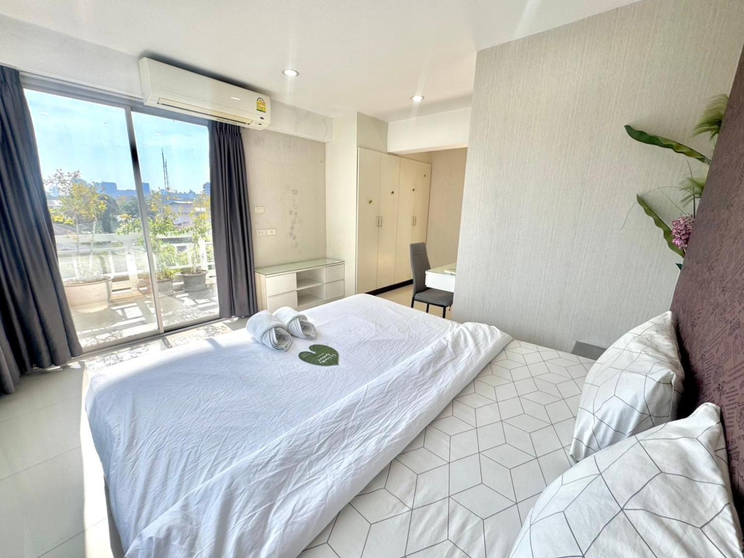 Baan Sabai Rama IV Apartment Bangkok Esterno foto