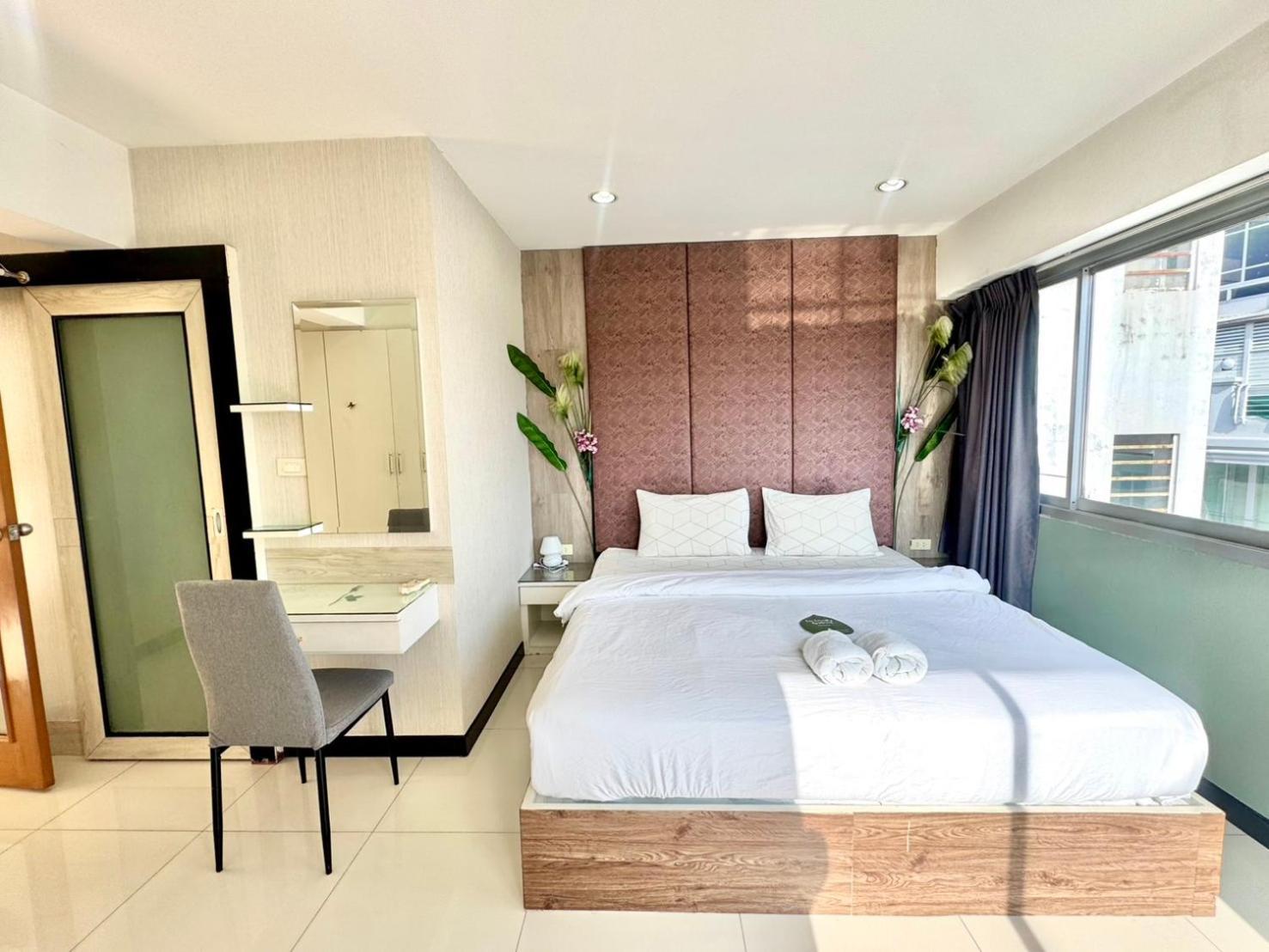 Baan Sabai Rama IV Apartment Bangkok Esterno foto