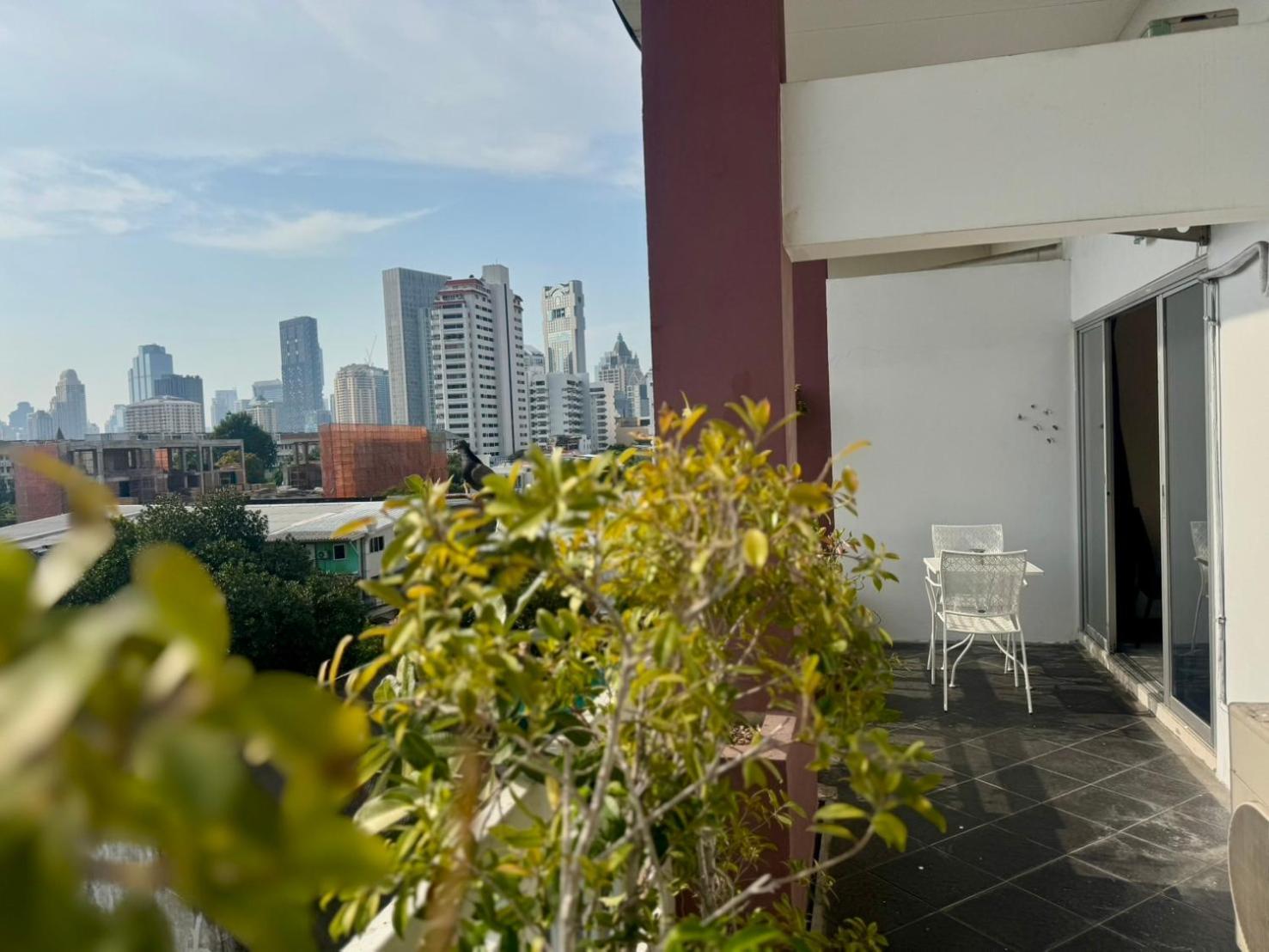 Baan Sabai Rama IV Apartment Bangkok Esterno foto